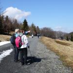 návrat k Pustevnám - sníh na loukách mizí