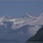 Mönch, Eiger a Jungfrau někde od Giswilu